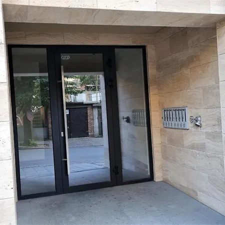 Luxury Quiet In The Center 公寓