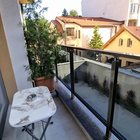Luxury Quiet In The Center Apartment *