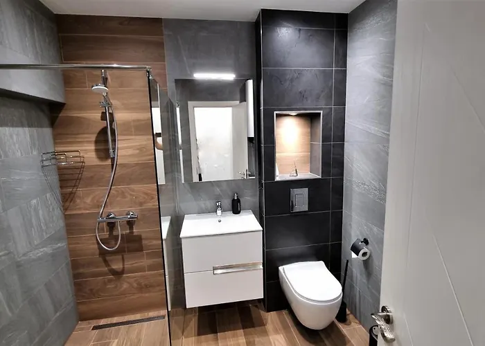 Luxury Quiet In The Center *